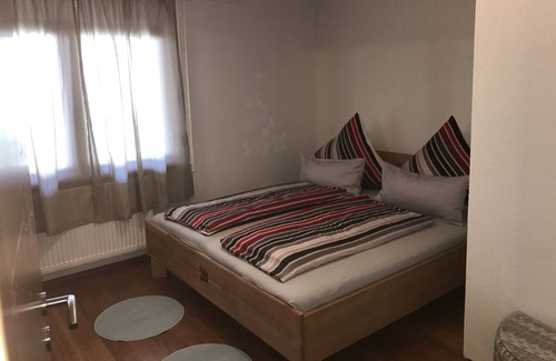 Lahr Apartment | free wifi, family friendly, exclusive equipment, hillside location at the forest