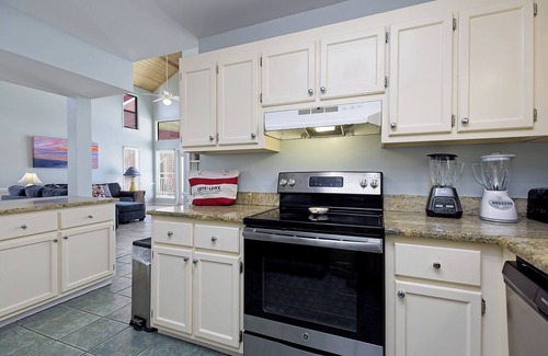 Gulf Shores House | FREE Zoo Ticket | Triple Seas – Private Pool, On the Beach with Stunning Views!