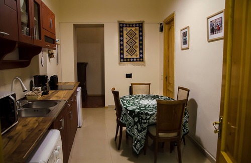 Tbilisi City Centre Apartment | Freedom Square Old Town Apartment