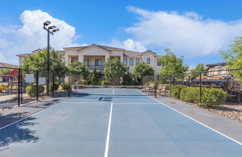 Washington Fields House | Freedom Village Retreat | Neighboring units, Near St George