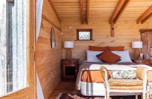 Hastings House | FreeFall Hut