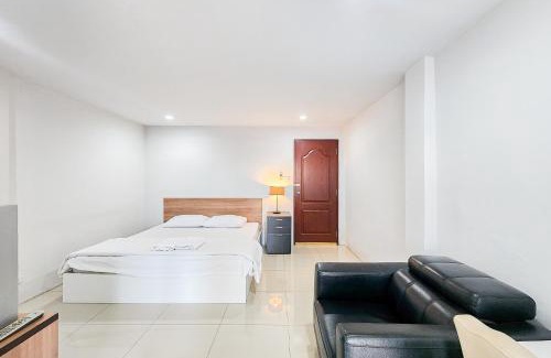 Bang Chalong Hotel | Freesia Bangphi Guest House