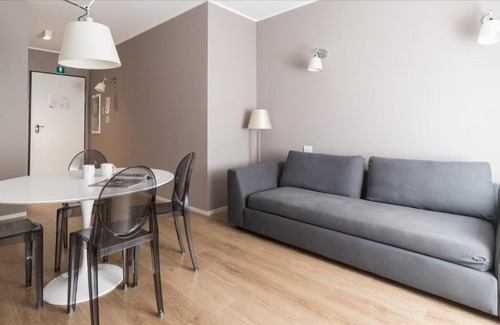 Guastalla Apartment | Freguglia 2 C