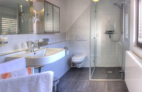 Herbolzheim House | freist. Holiday home with garden, award of excellence: 9.7 / 9.8 in panoramic position