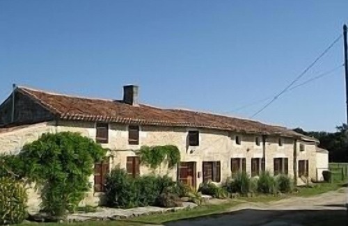 Saint-Savinien Other | French Farmhouse With Pool http:/www.laraberie.com