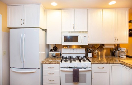 Grand Marais House | French Quarters - Shared duplex, Lake Superior Front Property