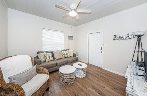 Clearwater Beach House | Frenchy's Cottage 482
