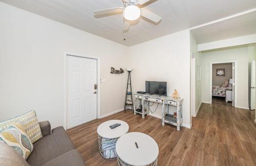 Clearwater Beach House | Frenchy's Cottage 482
