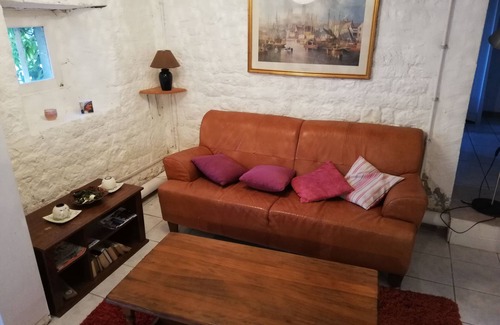 Saint-Come-du-Mont House | Frene - Chateau Bellenau holiday accomodation