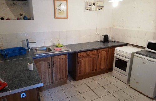 Saint-Come-du-Mont House | Frene - Chateau Bellenau holiday accomodation