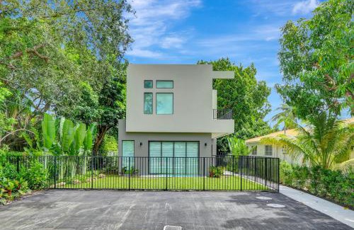 Miami Shores House | Fresco 1, Modern Design, Brand New Construction and Furniture