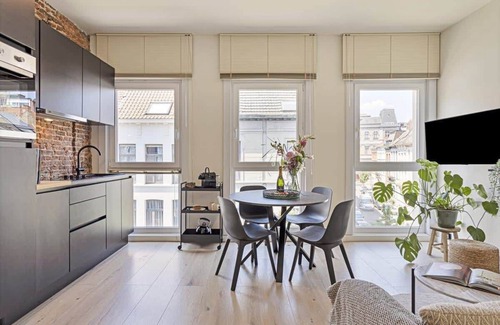 Harmonie Apartment | Fresh 1BR apartment @ Trendy south area + free parking