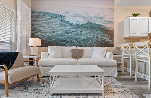 Crystal Beach Condo | Fresh and Clean, 2 Bedroom Condo, Steps to Beach, Great Pool and Hot Tub!