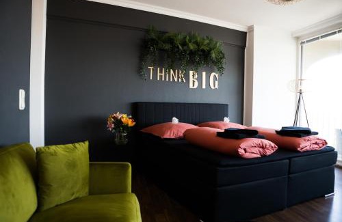 Antonsviertel Apartment | Fresh apartment - 20th floor - Netflix - Center