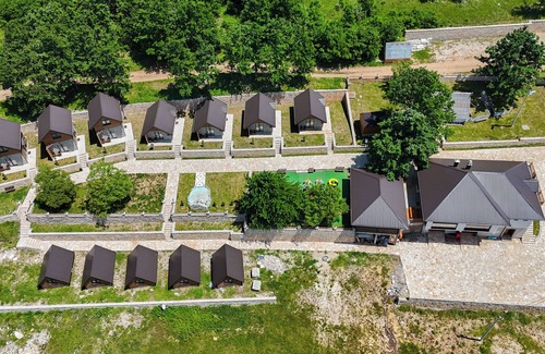 Niksic Cabin | Fresh Cabin for 2ppl in a Natural Setting