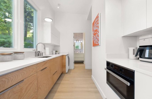 Bar Harbor House | Fresh Catch New Modern Cottage