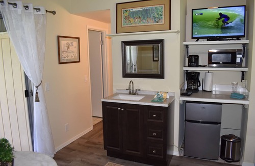 Princeville Condo | Fresh & Clean, Air Conditioned Second Floor Condo in Princeville