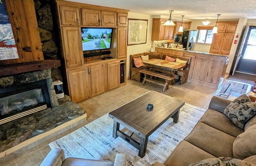 Winter Park Condo | Fresh & clean platinum-rated condo. Pool, spa, ski shuttle, close to town.