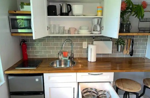 Flagami Apartment | Fresh, comfortable and modern studio in Miami