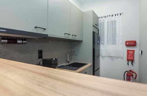 Athens Apartment | Fresh Modern 1 Bd Apt in Vibrant Patisia