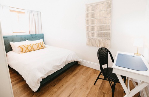 Central City Cottage | *FRESH REDESIGN* Clean Cozy Cottage In Central City
