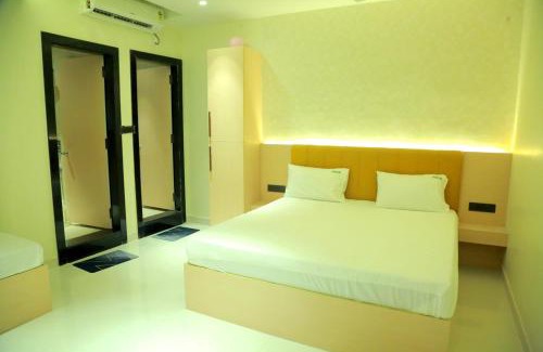 Tirupati Hotel | FRESH UP HOTEl