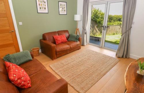 Kilgetty House | Fresh Winds