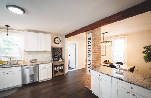 Salisbury House | *Freshly Renovated & Clean! Perfect Family Home!*