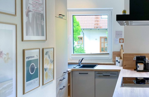 Goessweinstein Apartment | Freshly renovated | central | parking | balcony