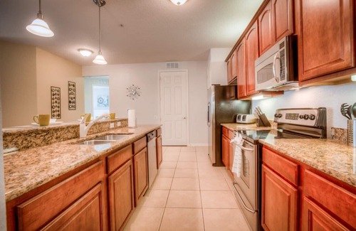Florida Central Atlantic Coast Condo | Freshly Renovated Lakeview Condo *Brand New Furniture*