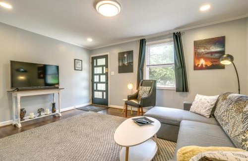 East Raleigh House | Freshly Renovated Raleigh Home Near Downtown!