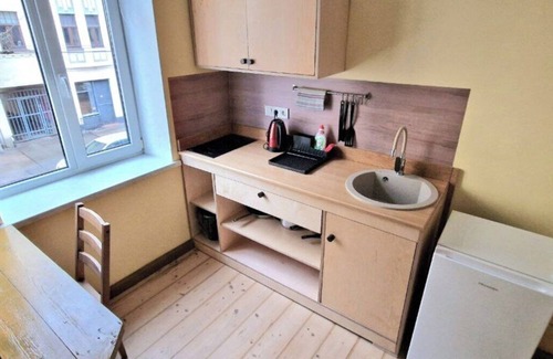 Grizinkalns Apartment | Freshly Renovated Studio in Historic Neighborhood w/Free Parking