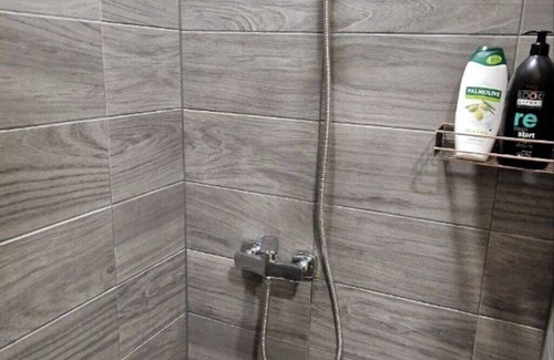 Grizinkalns Apartment | Freshly Renovated Studio in Historic Neighborhood w/Free Parking