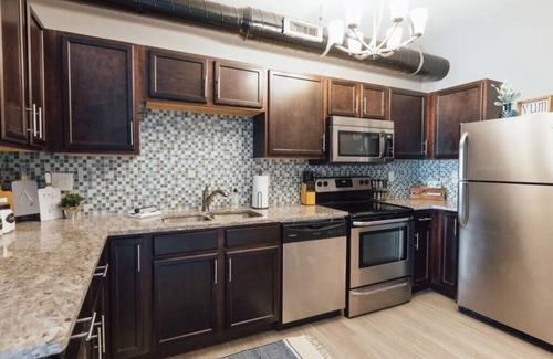 Johnson City Apartment | Freshly Renovated 2 Bed Apartment in JC