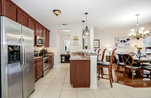 Florida Central Atlantic Coast Condo | Freshly updated 3-bed, 2-bath luxury condo!