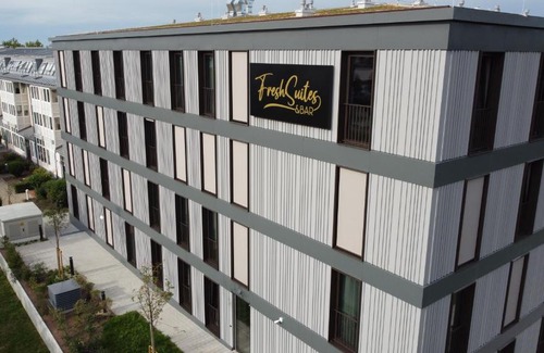Dachau District Hotel | FreshSuites & Bar