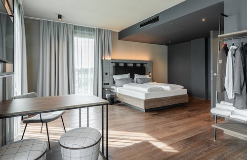 Dachau District Hotel | FreshSuites & Bar