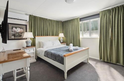 Scarness Bed & Breakfast | Freshwater BnB