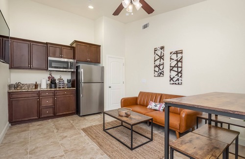 Fresno Apartment | Fresno Suite | Long-term Stay | Kitchenette | 1:1