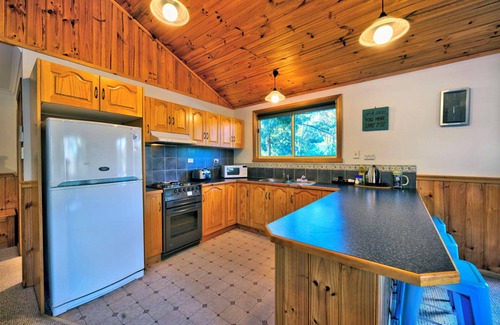 Coles Bay House | Freycinet Hideaway - Freycinet Holiday Houses