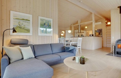 Torup Strand House | "Frida" - 700m from the sea by Interhome