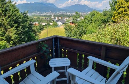 Villach House | Fridas Place - DER Blick über ganz Villach - 160 m2 Ferienoase - ganzes Haus bis zu 8 Personen