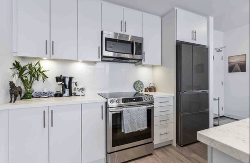 Innisfil Condo | Friday harbour Aquarius 2 bedroom Condo Lake Simcoe