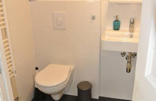 Zwanenburg House | Friedalaan Guesthouse