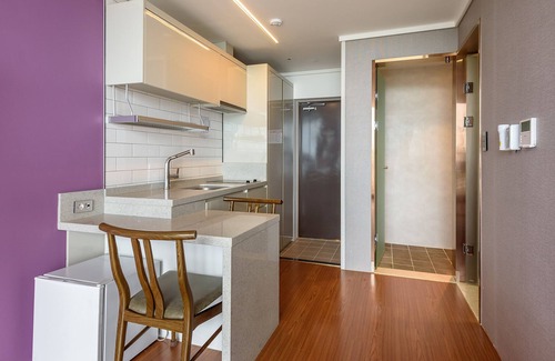 Irun-myeon Hotel | Friemily Pool Villa & Hotel