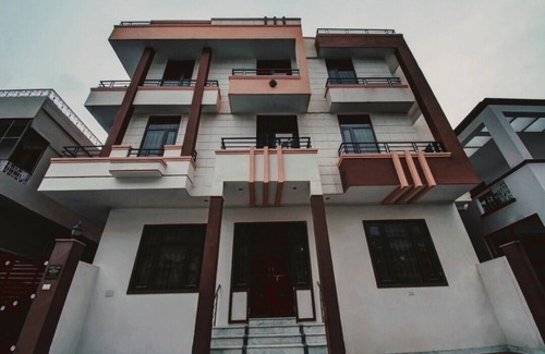 Amer Fort Road Bed & Breakfast | Friend's Home #01 Experience the Heritage Jaipur