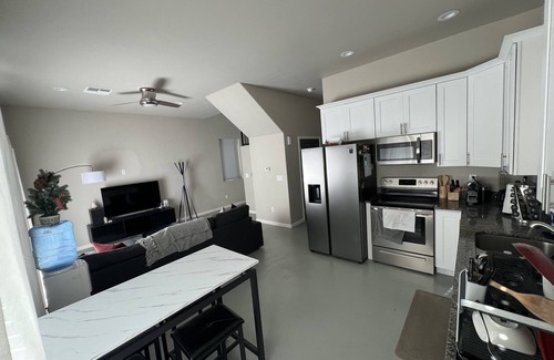 Limberlost House | Friendly and centric home!n