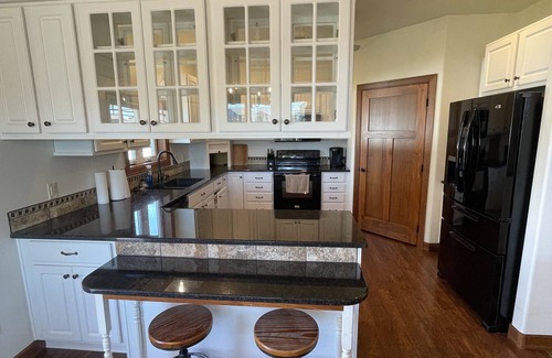 Sioux Falls House | Friendly Falls Staycation
