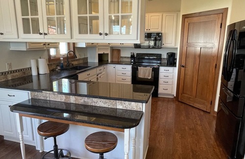Sioux Falls House | Friendly Falls Staycation