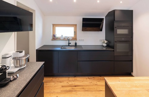 Munchen District Apartment | Friendly vacation apartment with a view